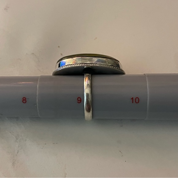 New Artisan Rare Natural Ammolite 925 Sterling Silver Oval Root Chakra Ring - Picture 6 of 13